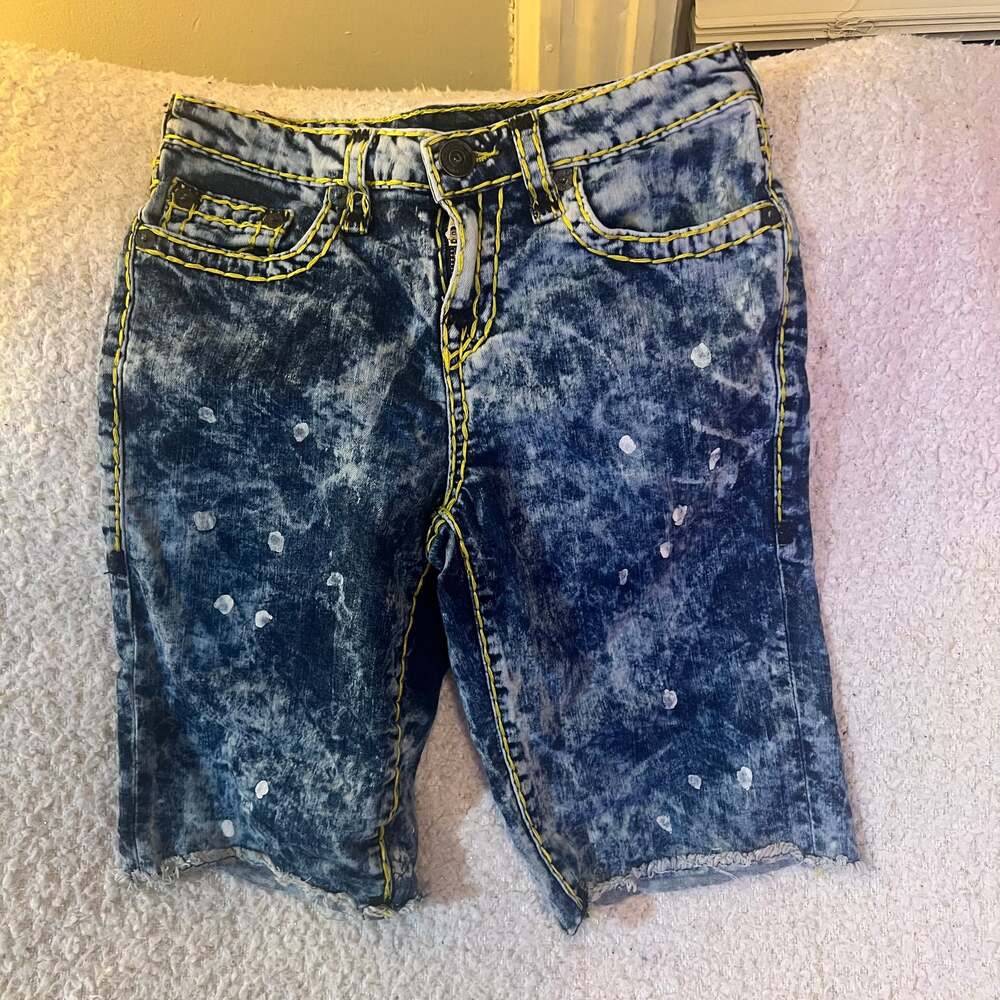 True Religion Boys Geno Super T Shorts, Size 14 Yellow Stitching